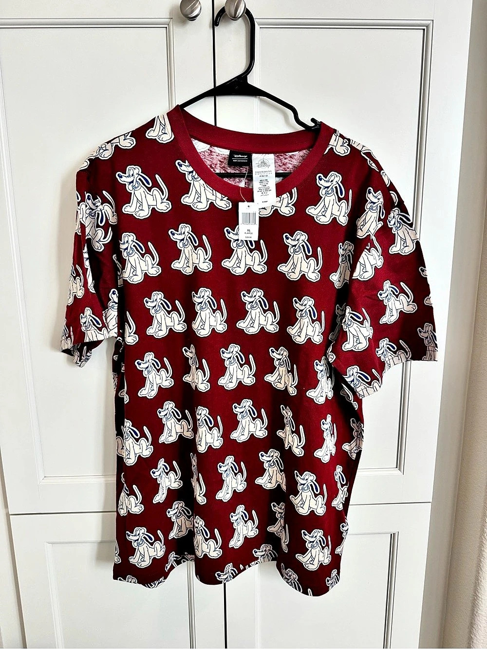 Our Universe Disney Pluto Graphic Tee Graphic Short Sleeve Tee in Red XL NWT